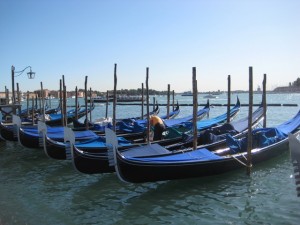 Gondola, gondola, gondola