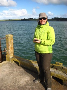 Multi-tasking - Facebooking and posing!